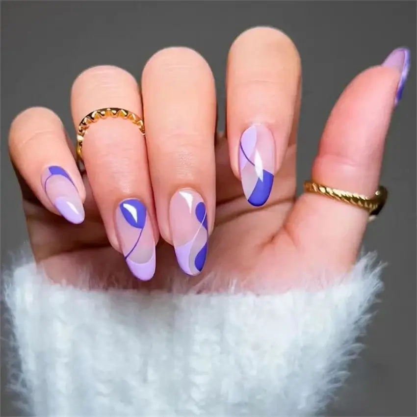 Perfect makeup and nails for a polished, stunning look